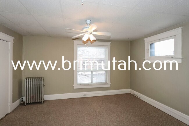 Building Photo - 273-275 S. 400 E. - 4