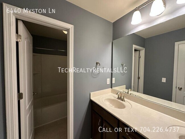 Building Photo - 6440 Myston Ln