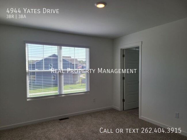 Building Photo - 4944 Yates Dr