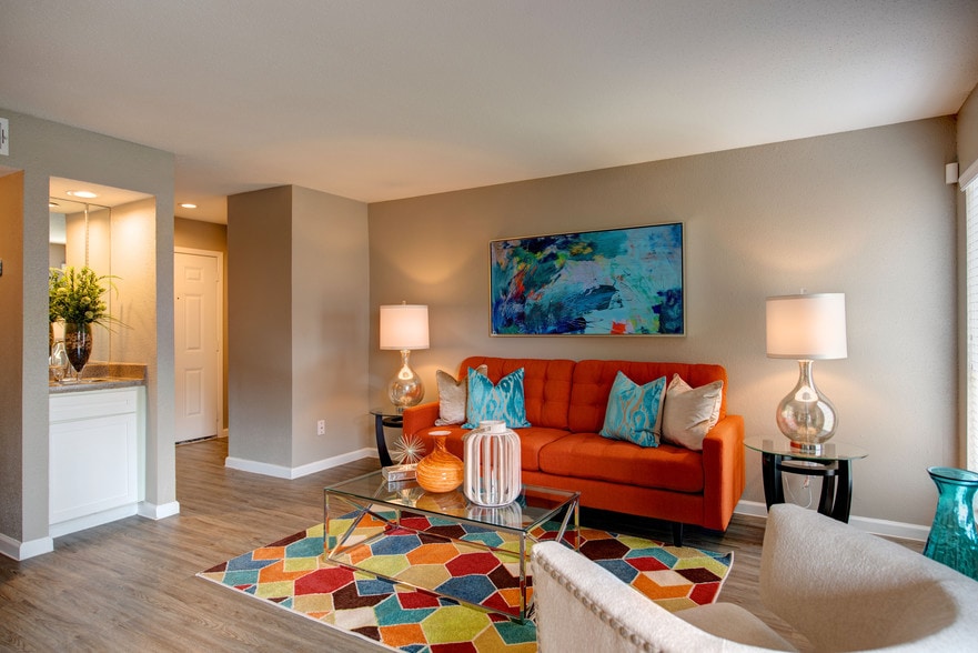 Building Photo - Hacienda Bonita