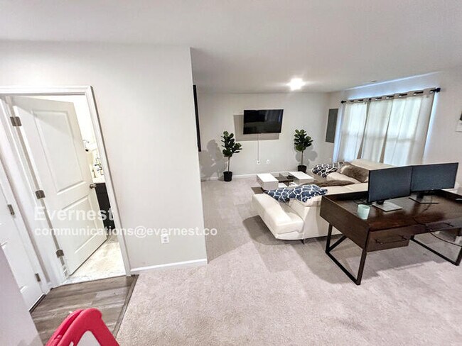 Building Photo - 3817 Drayton Ct