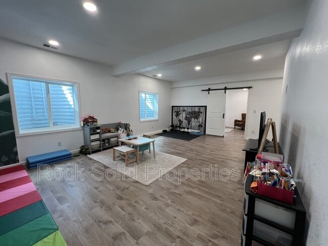Building Photo - 1716 Kade Ct