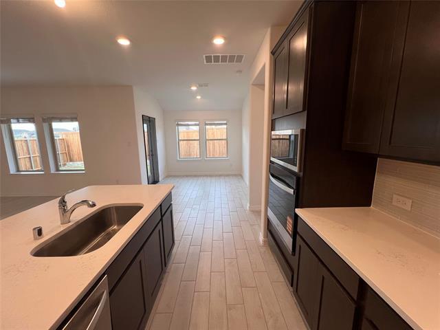 Building Photo - 4008 Limestone Blf Dr