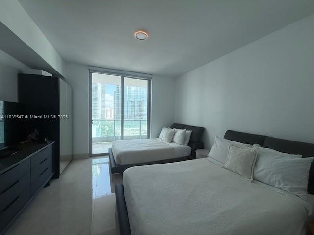 Building Photo - 1331 Brickell Bay Dr