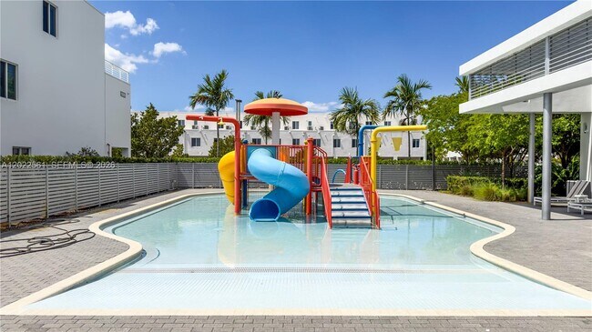 Building Photo - 6440 NW 103rd Psge