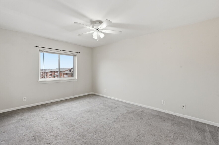 Building Photo - 6230 Edsall Rd