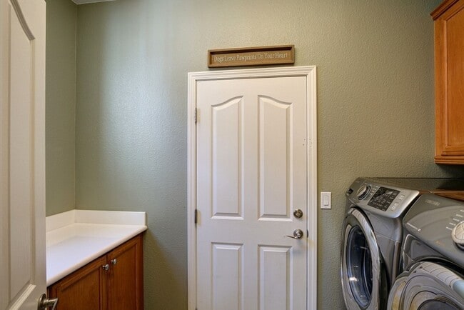 Building Photo - Coming Soon! Stunning Home in Mountain House 2 Junior Primary bedrooms w/ own Private Bath!