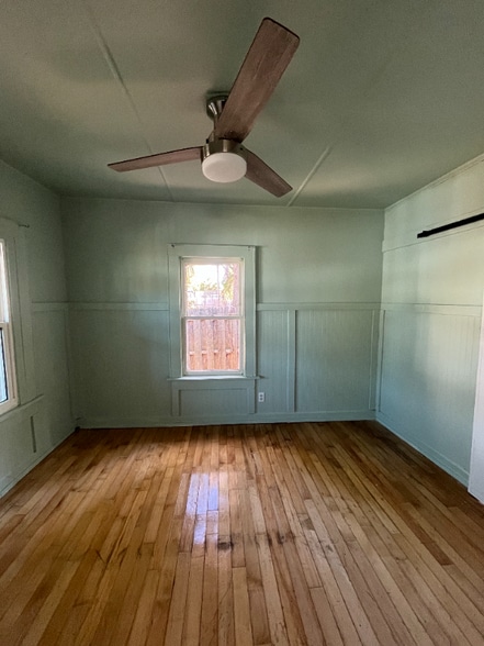 Building Photo - 3534 Haines Rd N