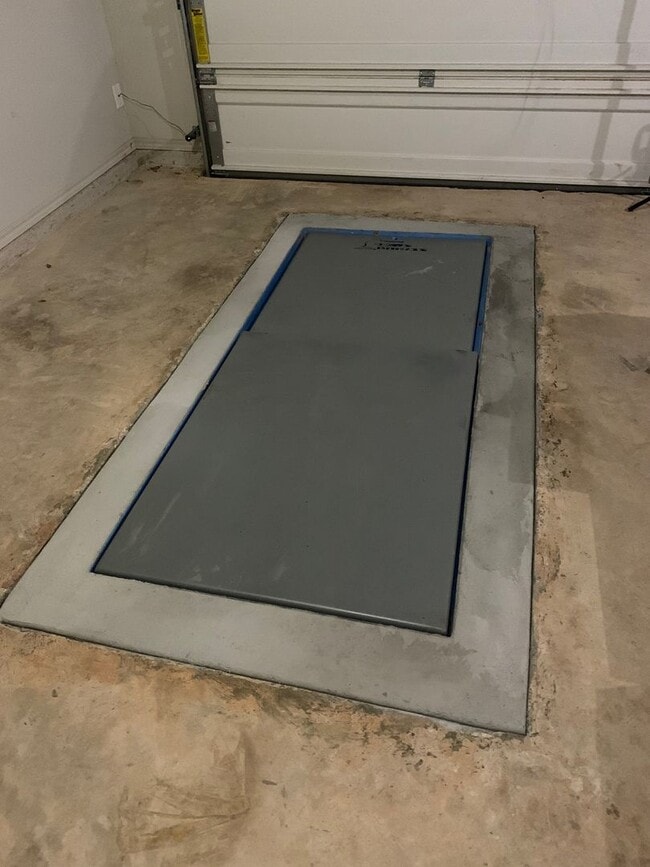 Building Photo - 4 Bedroom, 3 Bathroom Single Story in East Edmond With Storm Shelter