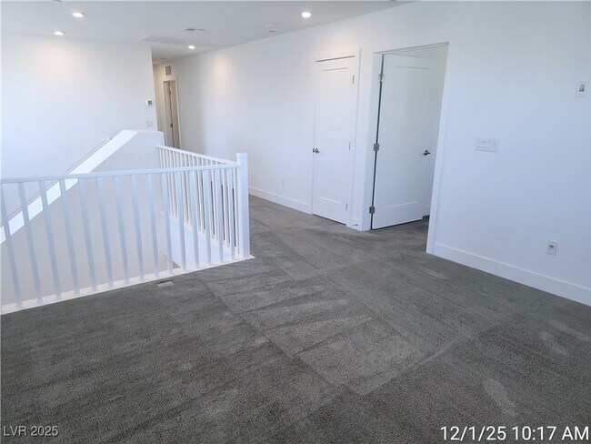 Building Photo - 3210 Centano Ave