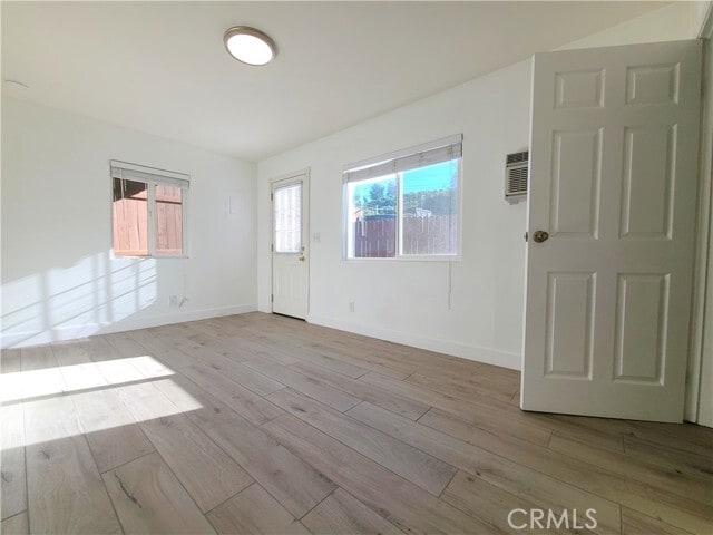 Building Photo - 12567 Knoll Dr