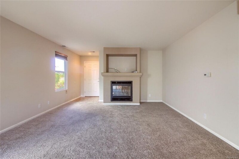 Building Photo - 2466 E 110th Pl