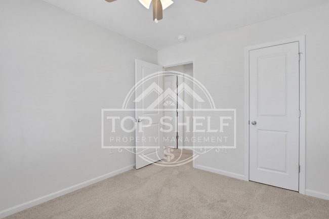 Building Photo - 102 Jaxton St