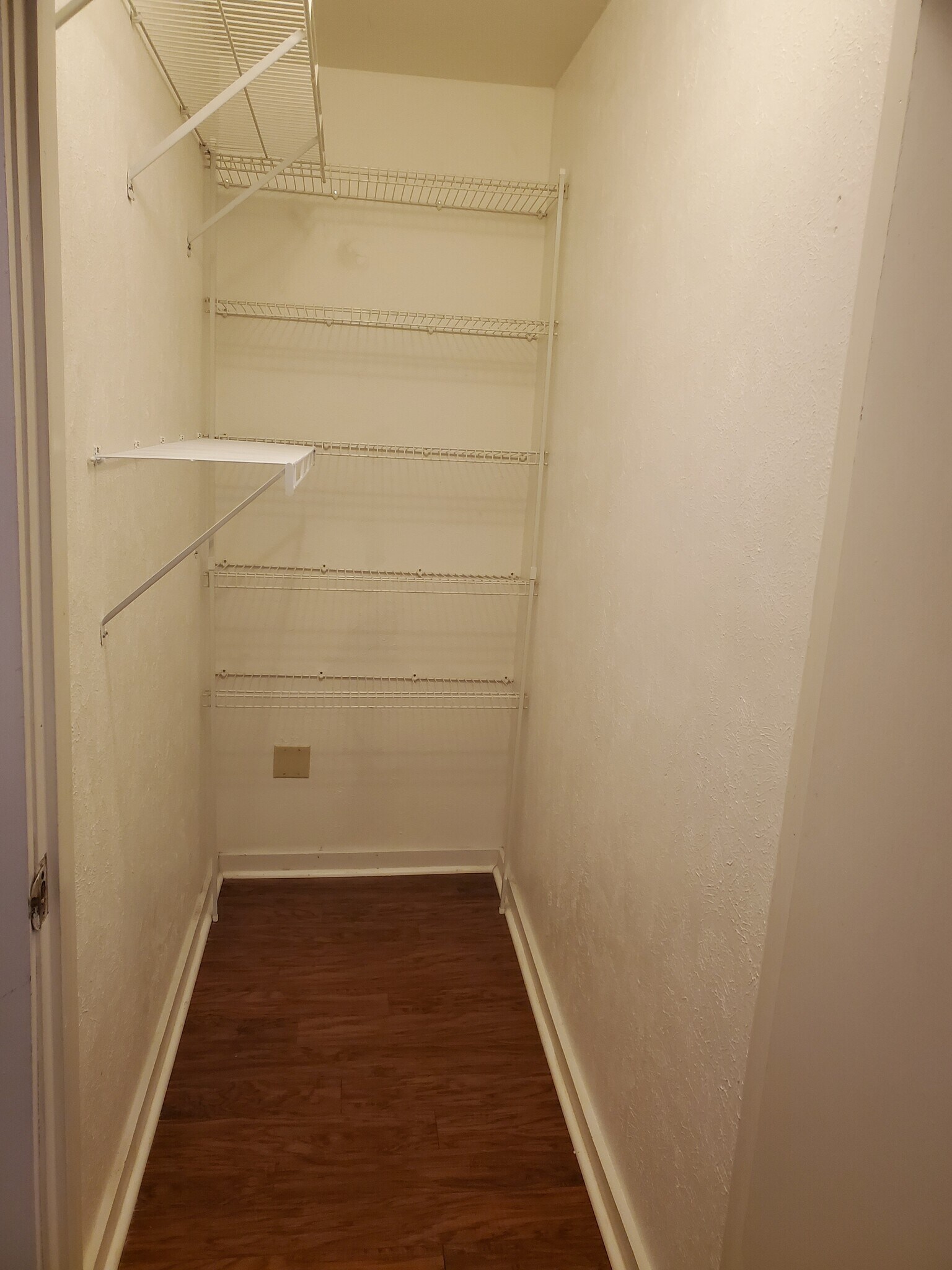 Walk-in closet off hallway - 4024 Niles Rd