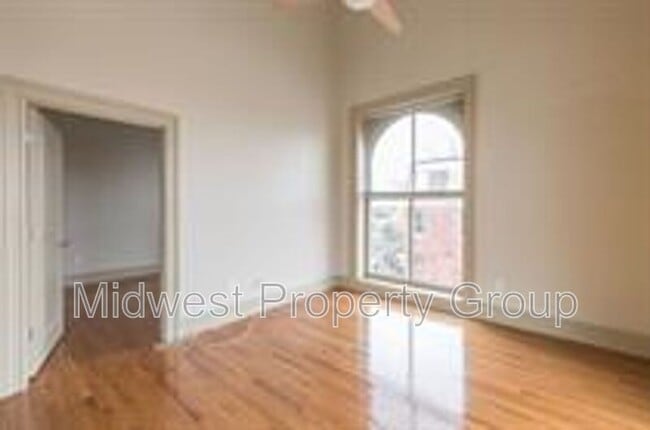 Building Photo - 4244 Chouteau Ave