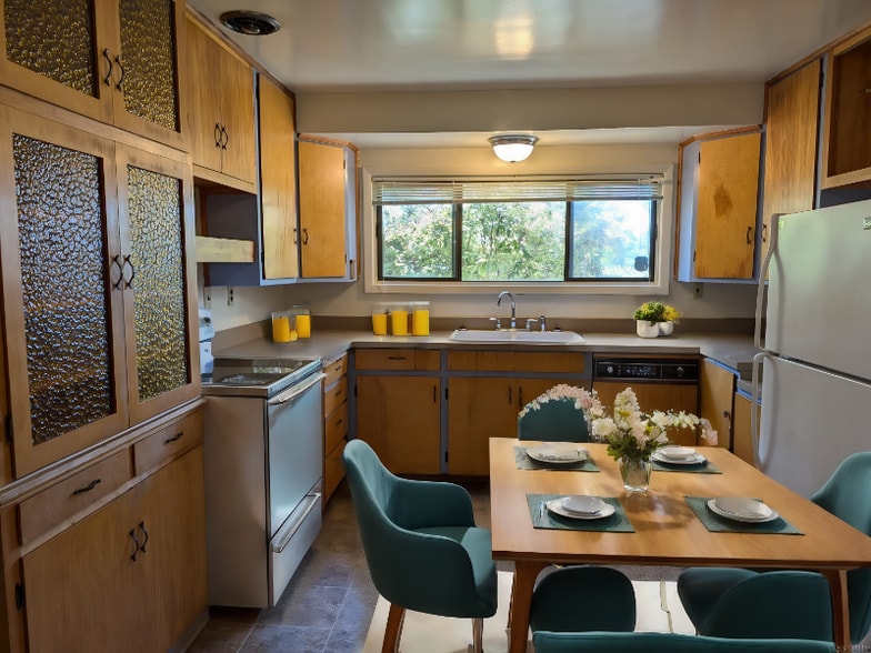 Building Photo - 2055 NW Beca Ave