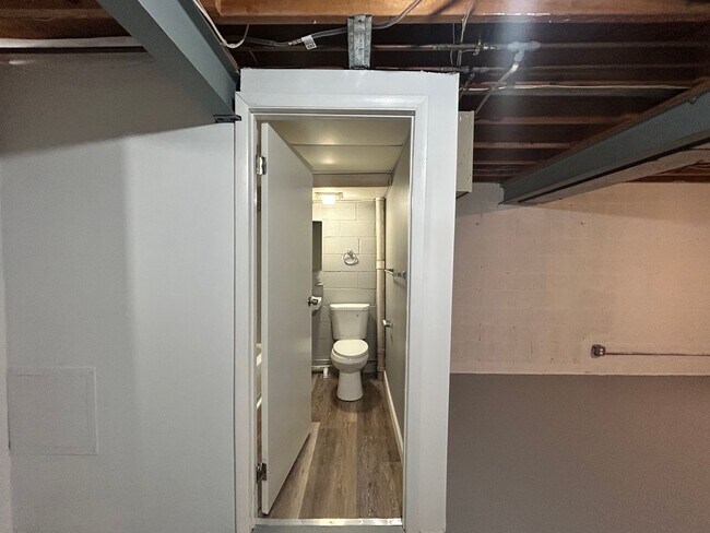Building Photo - Baltimore - 3 Beds, 2.5 Baths Available!