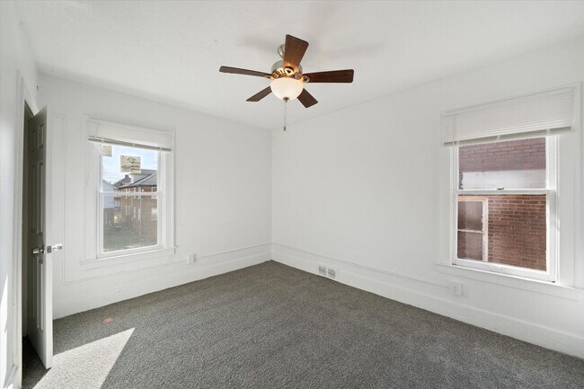 Building Photo - 2333/2335 Grand - T - Ody Holdings