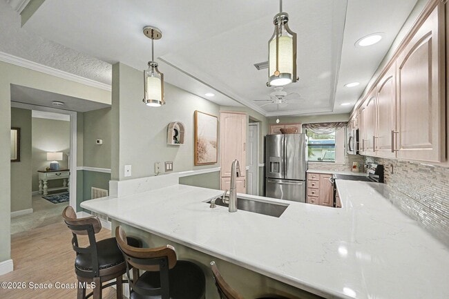 Building Photo - 2160 N Hwy A1A