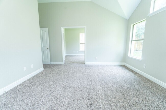 Building Photo - 3105 Whispering Pine Blvd