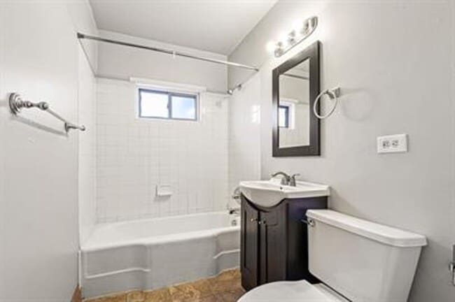 Building Photo - Stylish 4-Bed Home with Finished Basement!