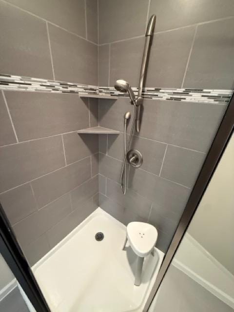 Building Photo - 3025 Cedarwood Ave