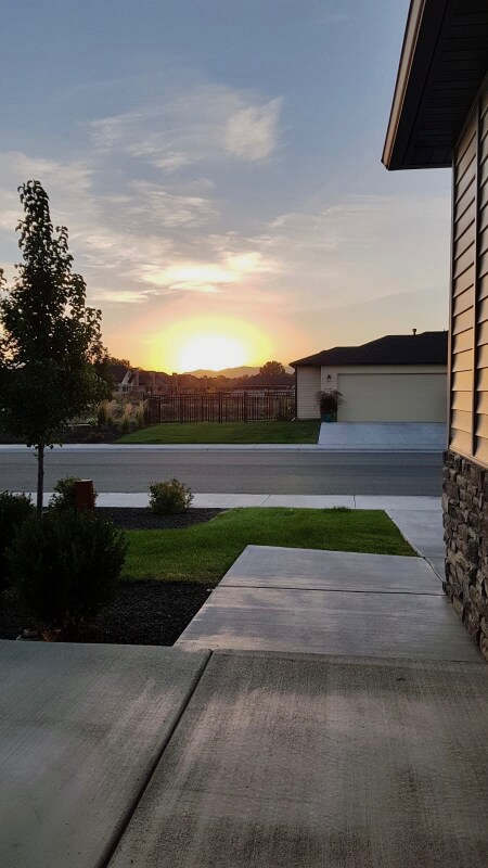 Building Photo - 2029 S Hills Ave.