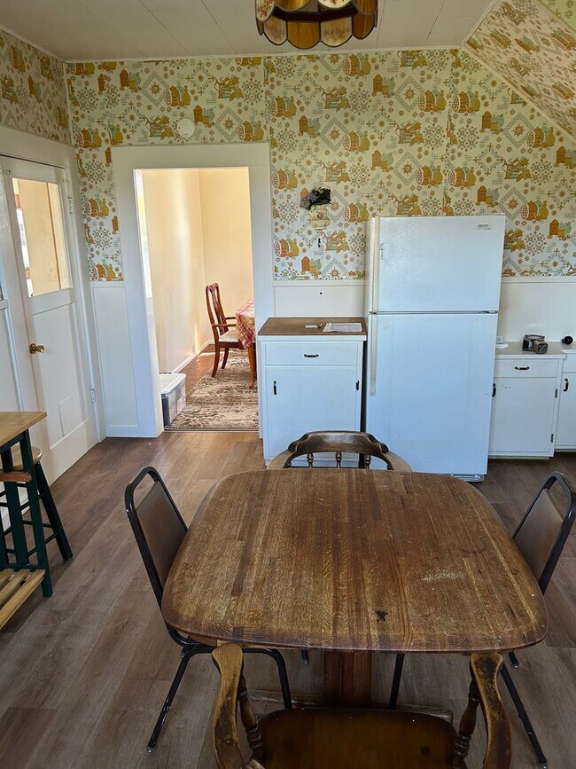 Building Photo - Charming 4-Bedroom Home Near Cal Poly Humb...