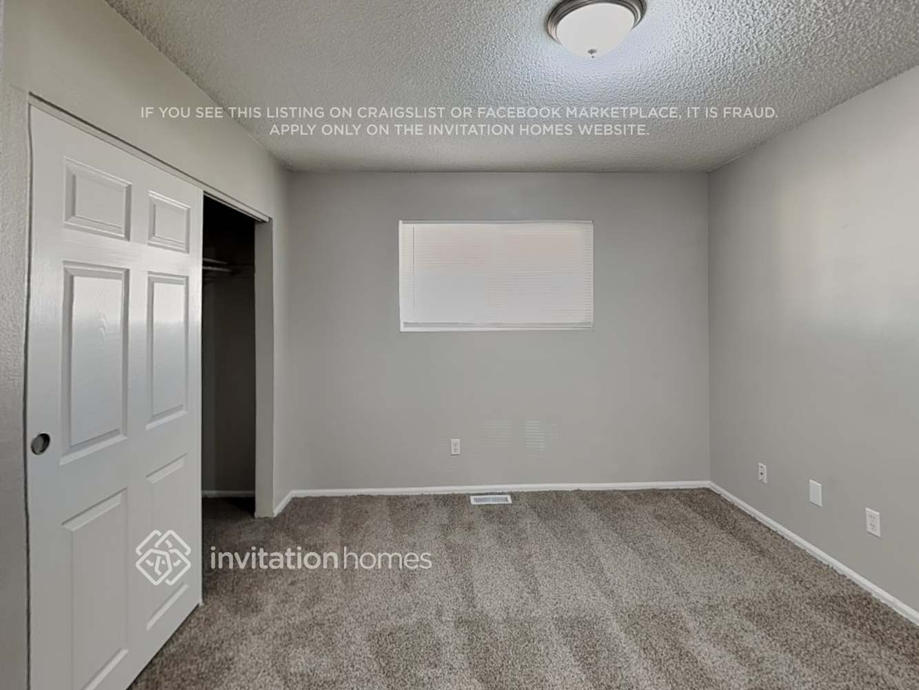 Building Photo - 9764 Columbine Ct