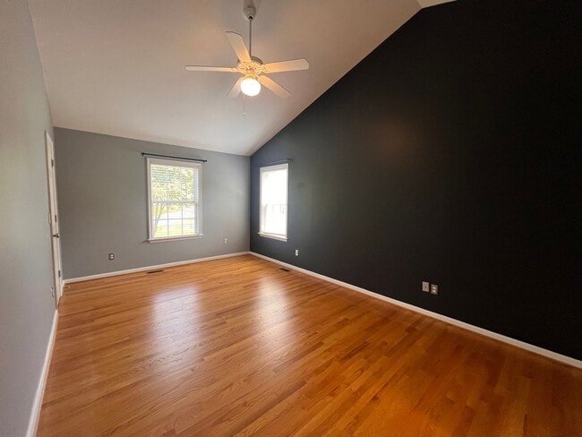 Building Photo - 1093 Wintergreen Ln