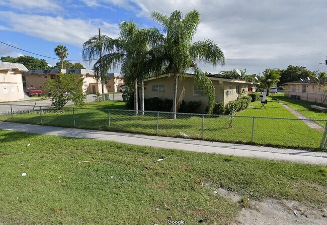 Primary Photo - 115 Roberts Rd