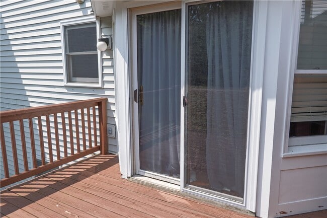 Building Photo - 217 Wycliff Dr