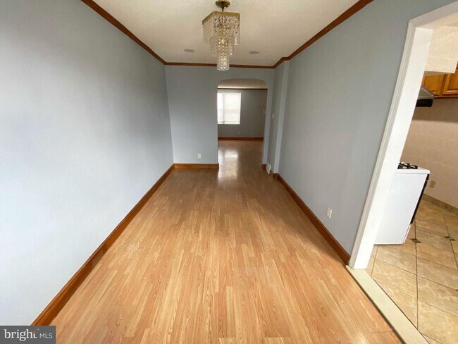 Building Photo - 6330 Leonard St