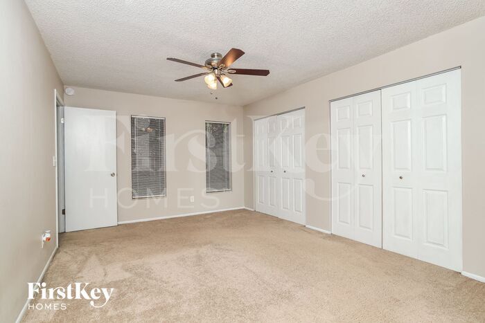 Building Photo - 3338 Fox Ridge Dr