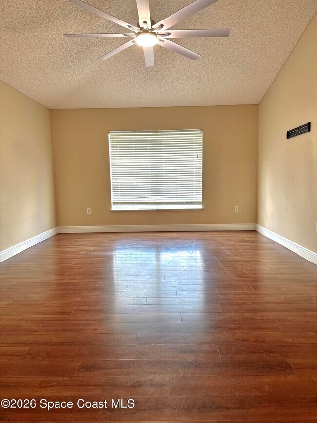 Building Photo - 1718 Sawgrass Dr SW