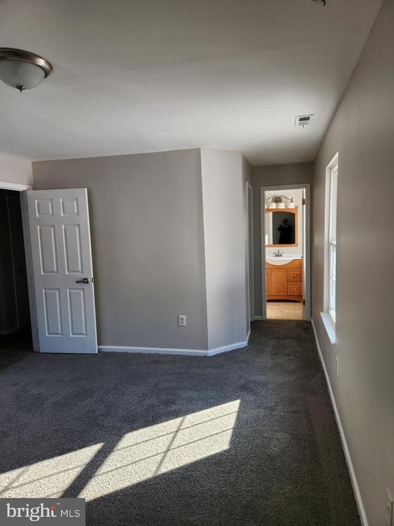 Building Photo - 316 Georgia Ct