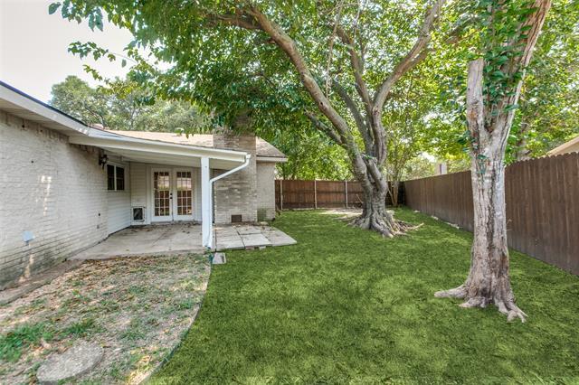 Building Photo - 1221 Middle Cove Dr