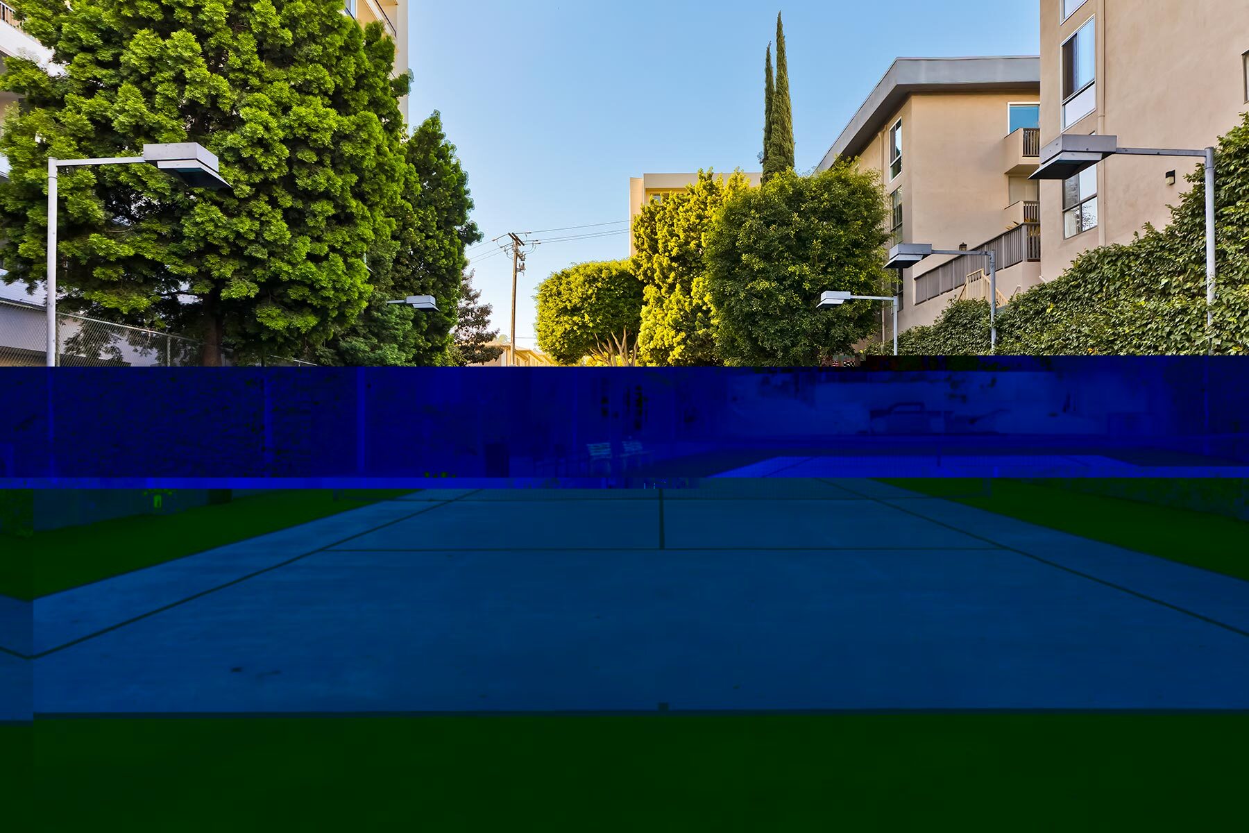 Building Photo - 1100 Alta Loma Rd