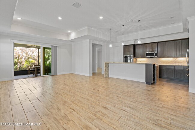 Building Photo - 82 Hubble Ln