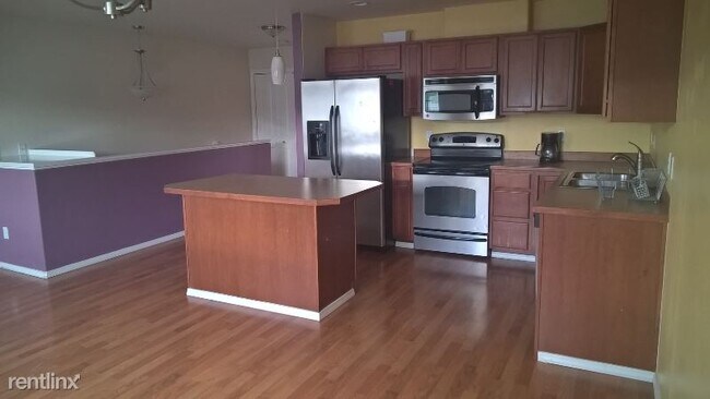 Building Photo - 2 br, 2 bath Townhome - 6505 Kara Sue Loop