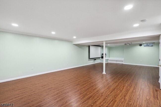 Building Photo - 91 Patriot Hill Dr
