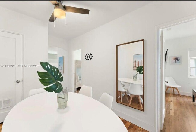 Building Photo - 7721 Harding Ave