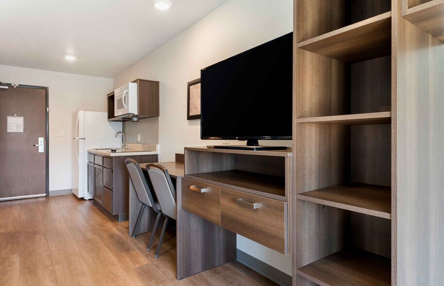 Building Photo - Furnished Studio-Minneapolis - Airport - Mendota Heights