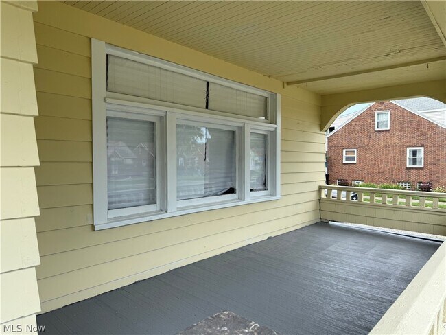 Building Photo - 4162 W 140th St