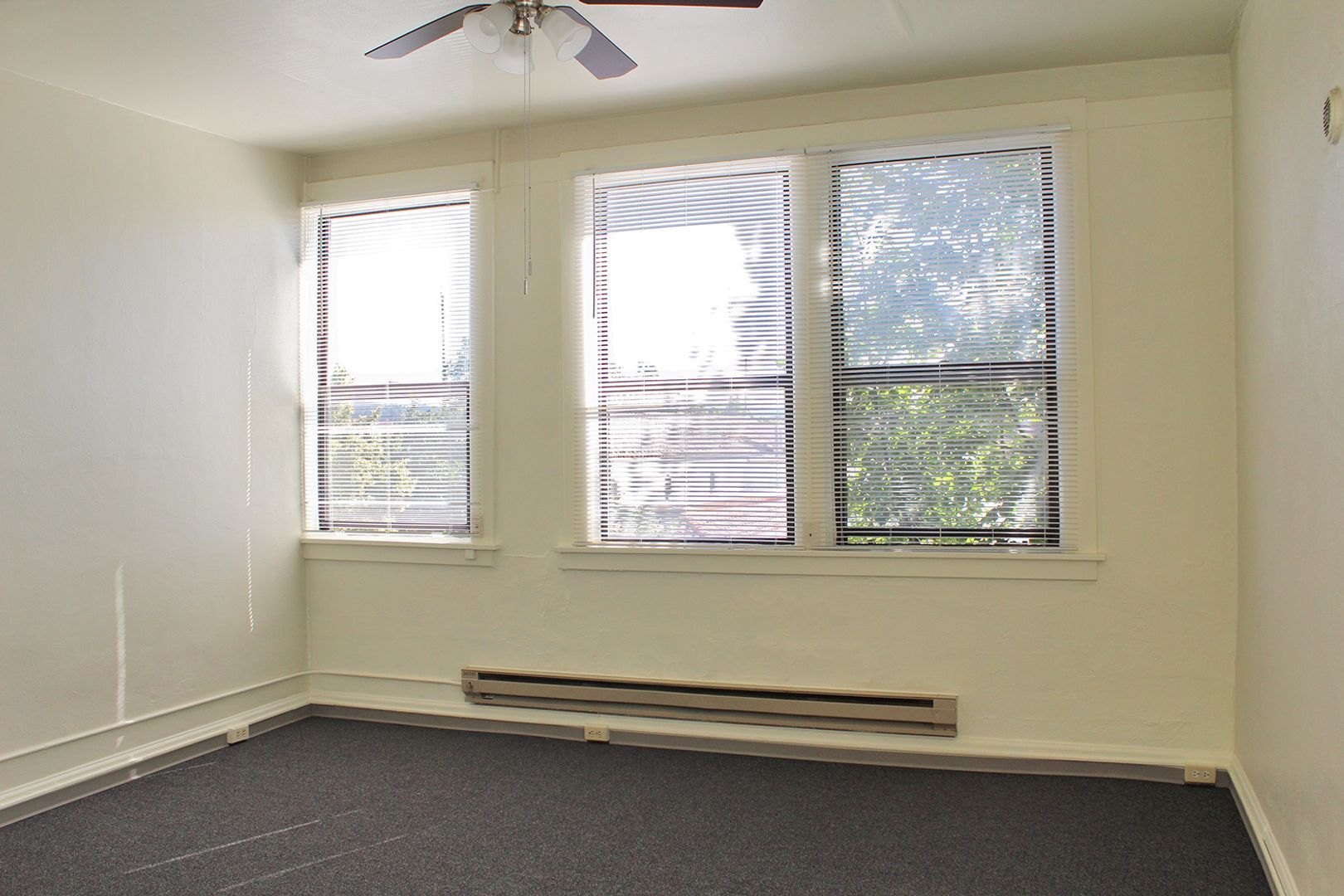 Building Photo - 12610 SW Farmington Rd