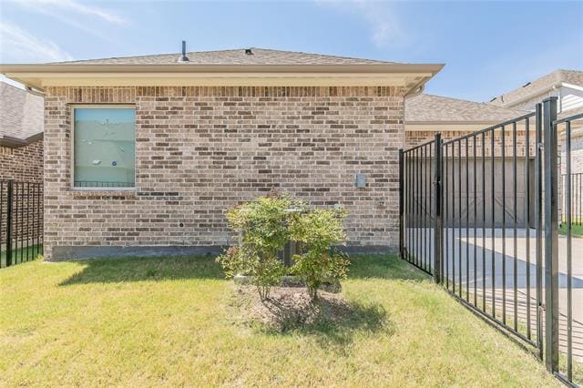 Building Photo - 1013 Midland Dr