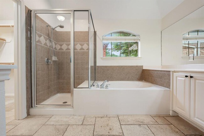 Building Photo - 8113 Campeche Bay Pl