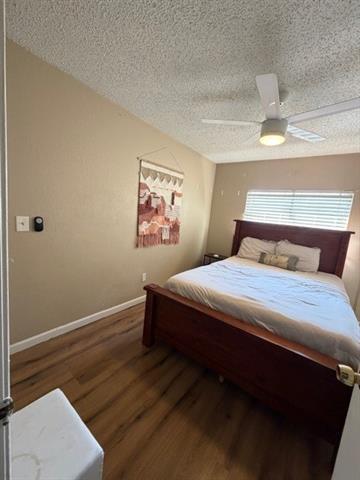 Building Photo - 604 Red Coat Ln