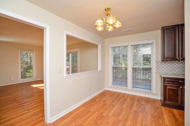 Building Photo - Primary Suite with Sauna | Finished Basement | Private Backyard Retreat | Tega Cay 3 Bedrooms | 3...