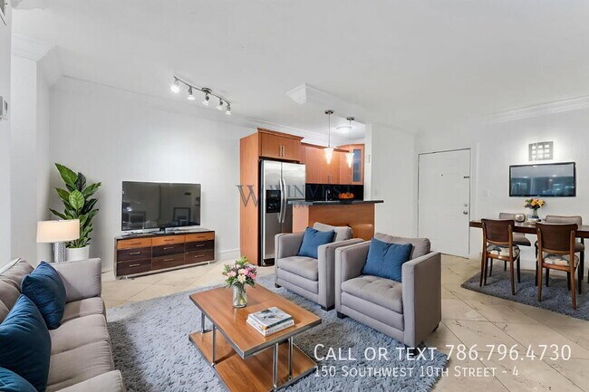 Building Photo - 150 SW 10th St